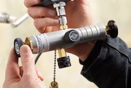 Ralston DPPV Pneumatic Hand Pump